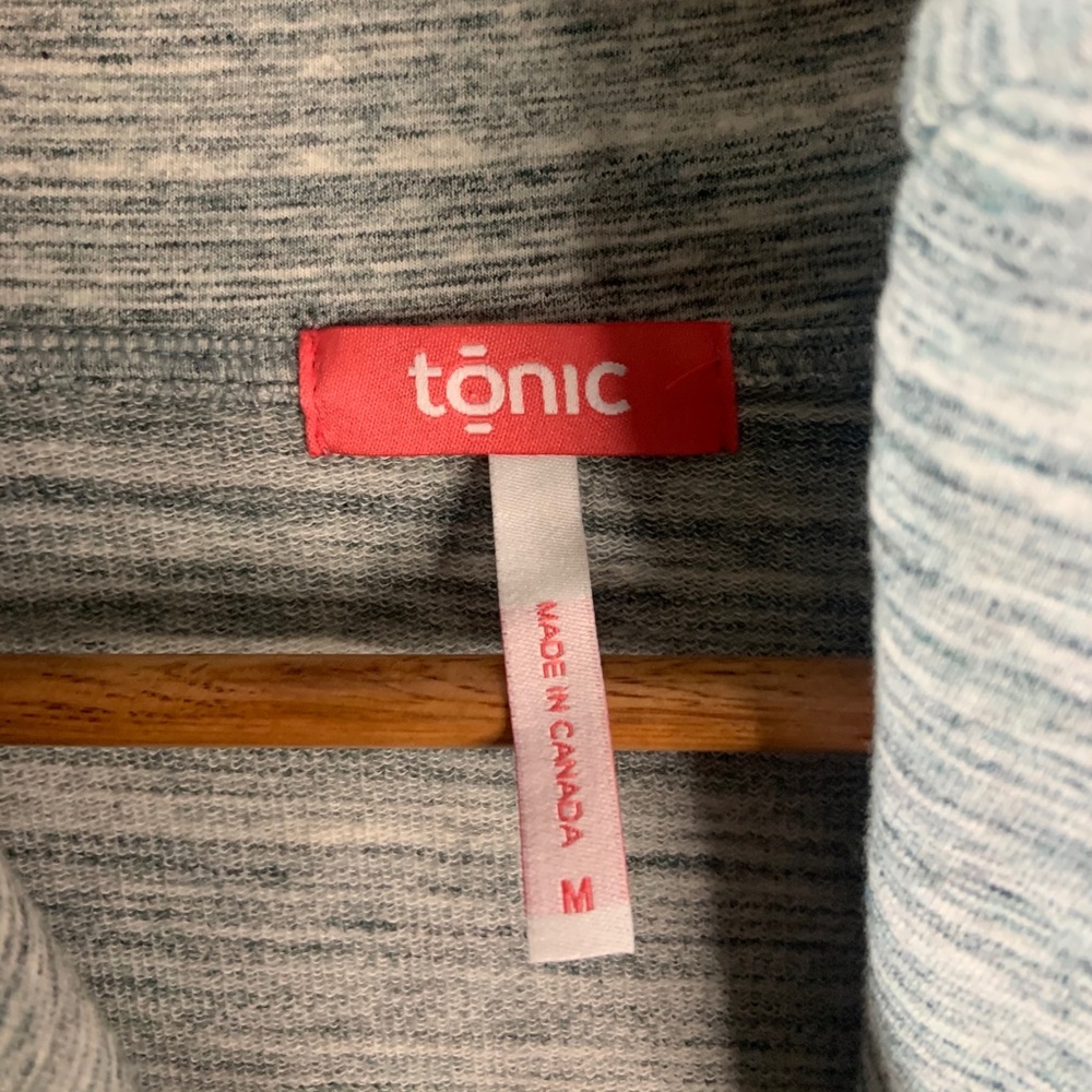 Tonic Yoga Jacket. - Picture 4 of 10